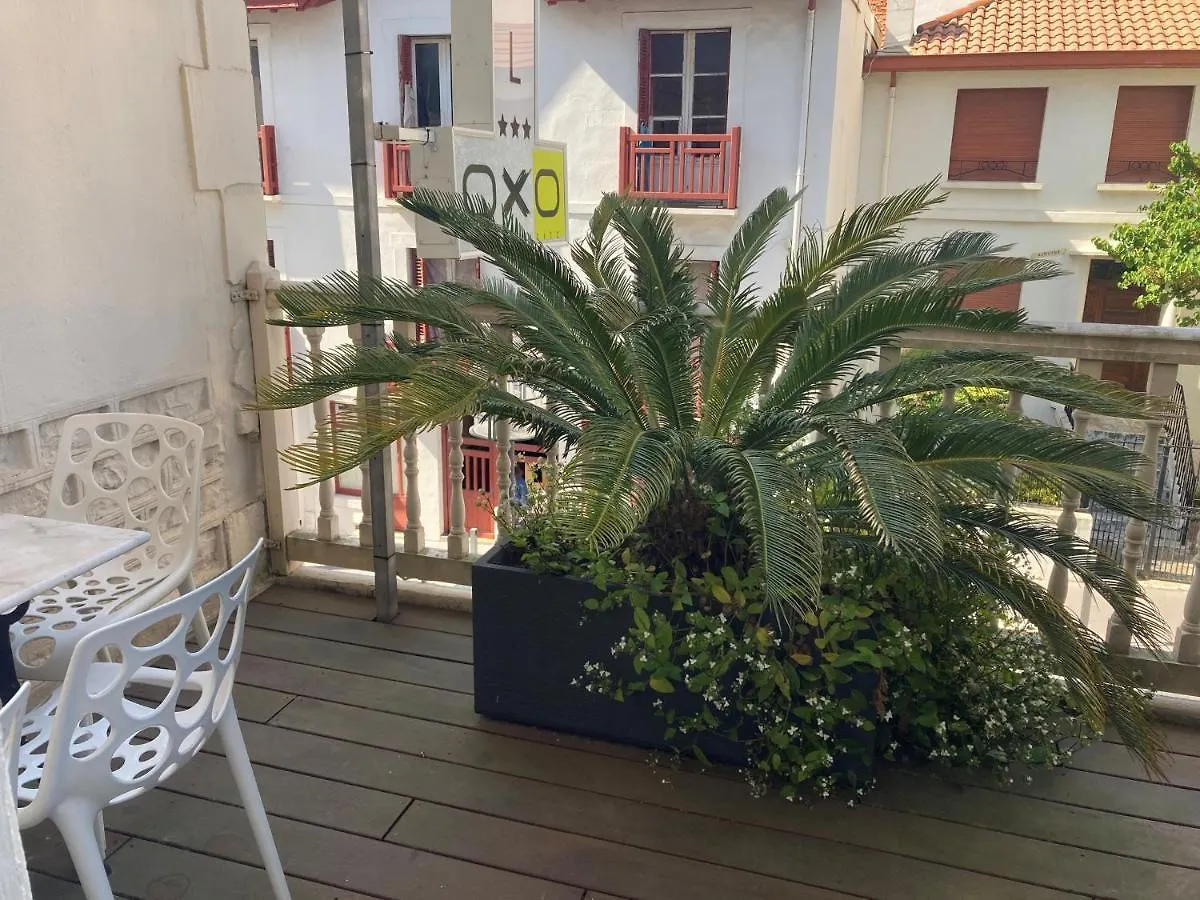 Hotel Oxo Biarritz 3*,  France